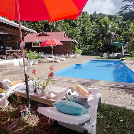 Kokogrove Chalets Hotel Anse Royale Exterior photo